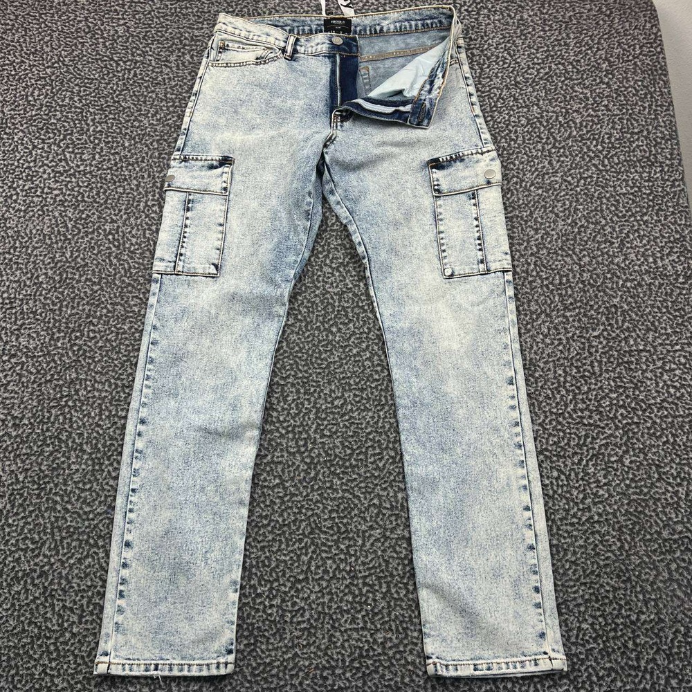 Forever 21 Slim Fit Acid Wash Cargo Jeans‎ Men 32 Light Blue Denim Pants